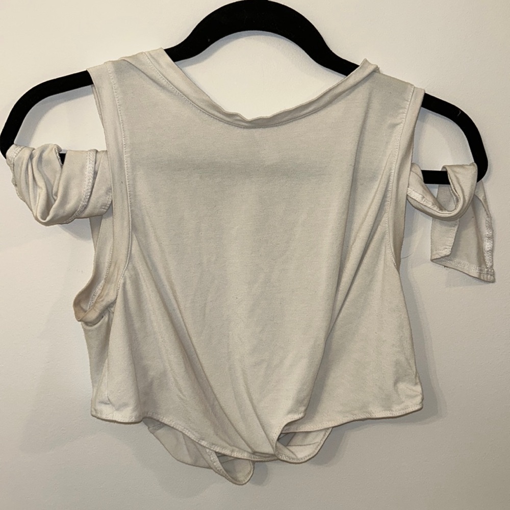 White Fabletics crop top athletic shirt